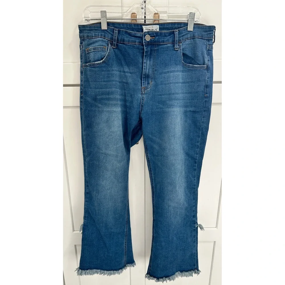 For The Republic Womens Cropped Flare Jeans Blue Raw Fringe Hem Size 12 - Picture 1 of 5